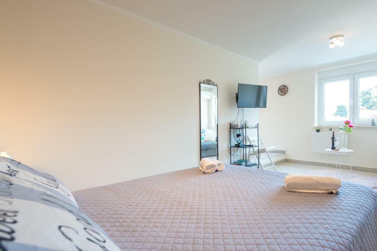 Brand New Studio With Terrace & Parking Dubrovnik Exterior photo